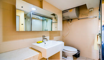 Century Service Khách sạn 3*